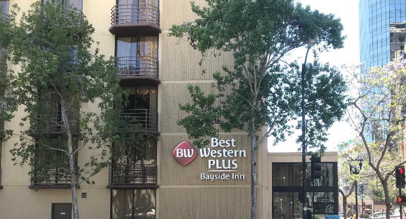 Hotel Western Bayside 3*